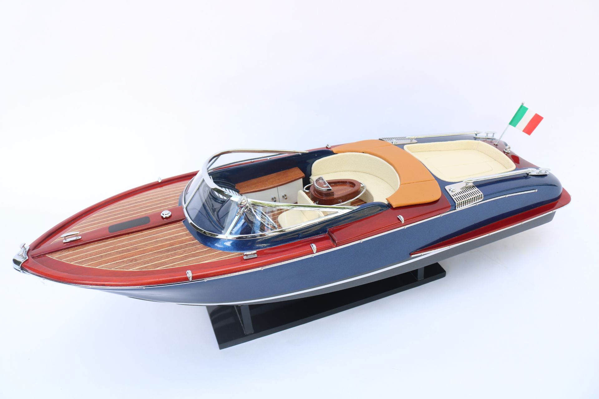 RIVA AQUARIVA GUCCI DARK BLUE 67 - 24"
