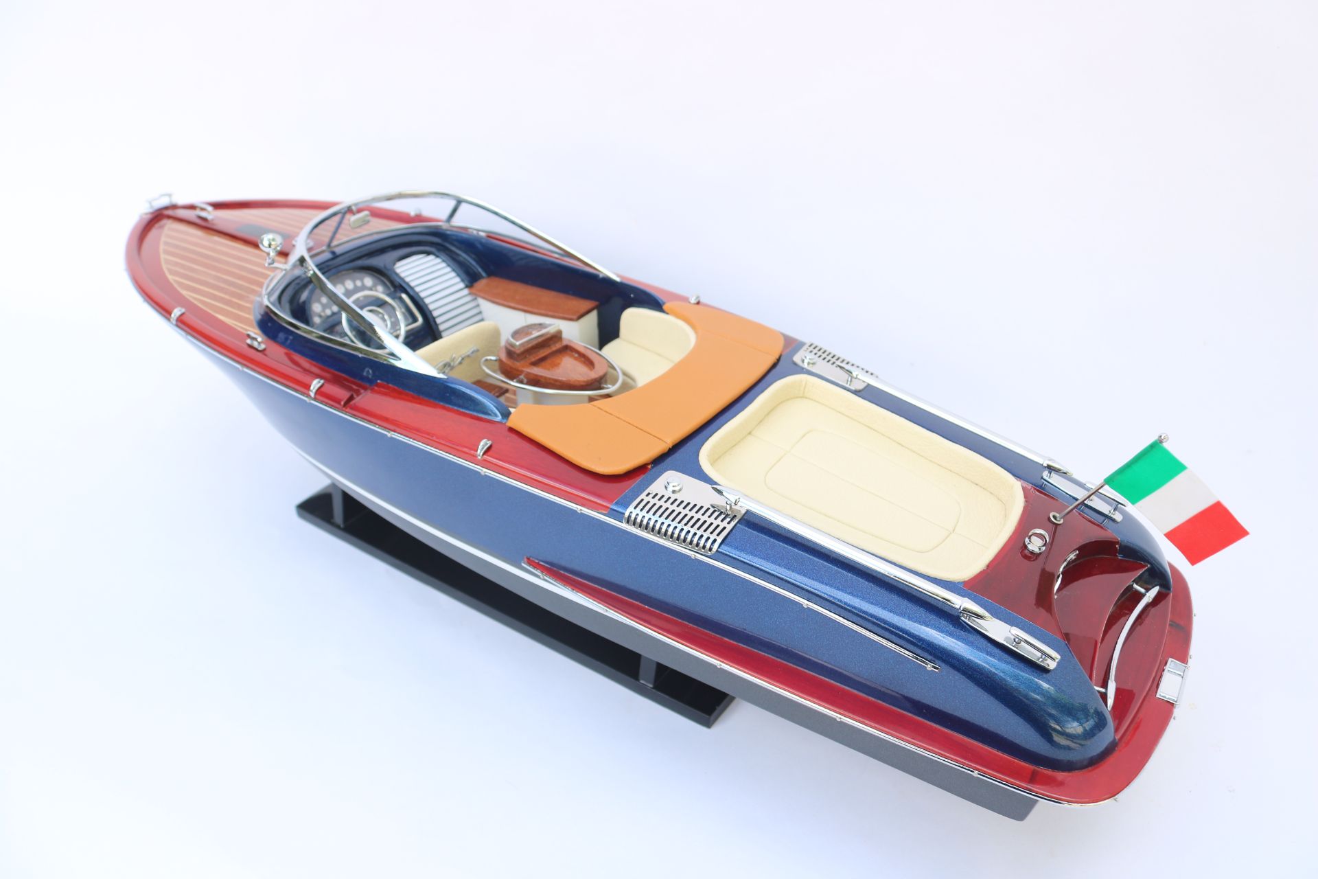 RIVA AQUARIVA GUCCI DARK BLUE 67 - 24"
