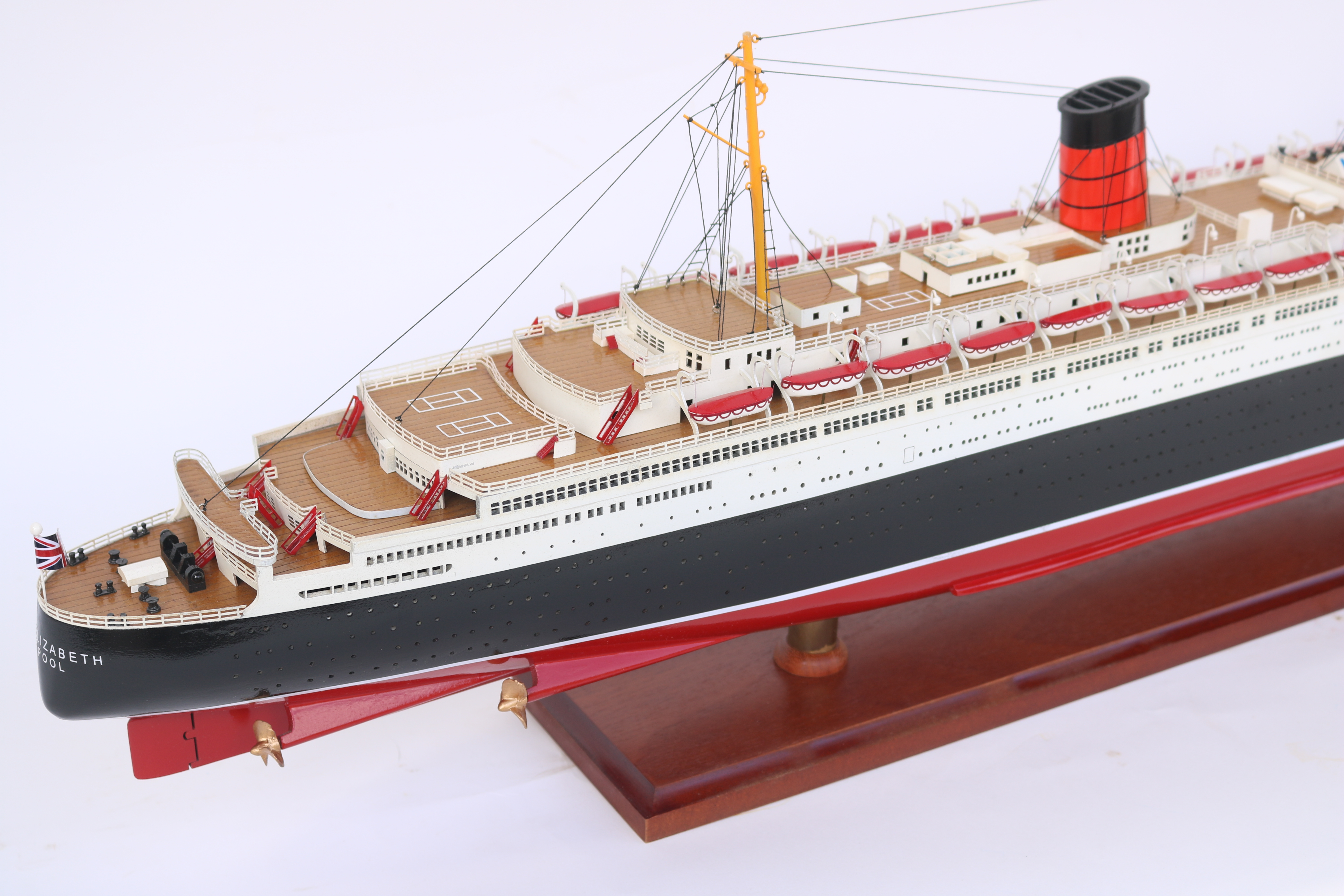Cruise ship model 34" - Copy - Copy