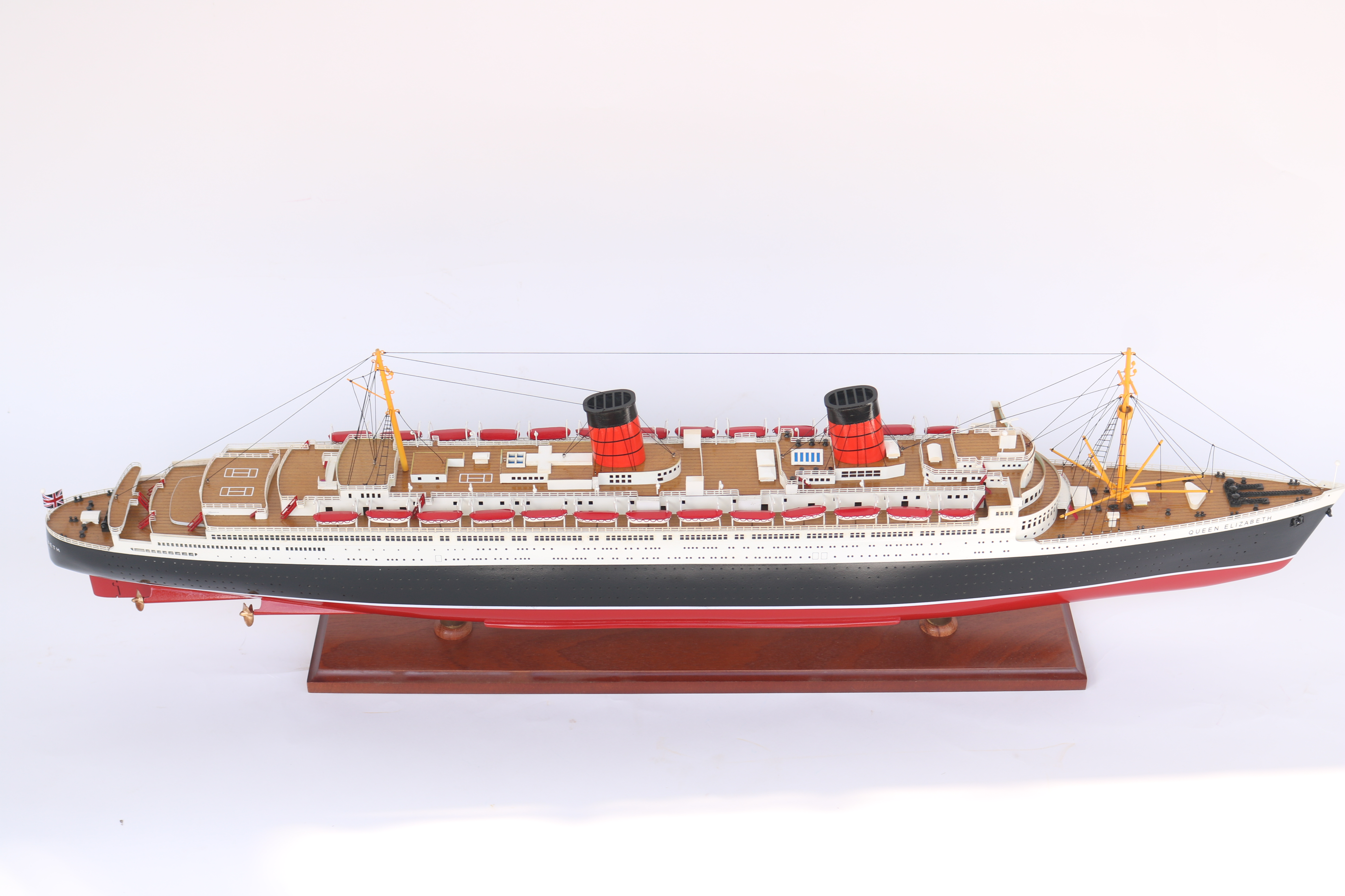 Cruise ship model 34" - Copy - Copy