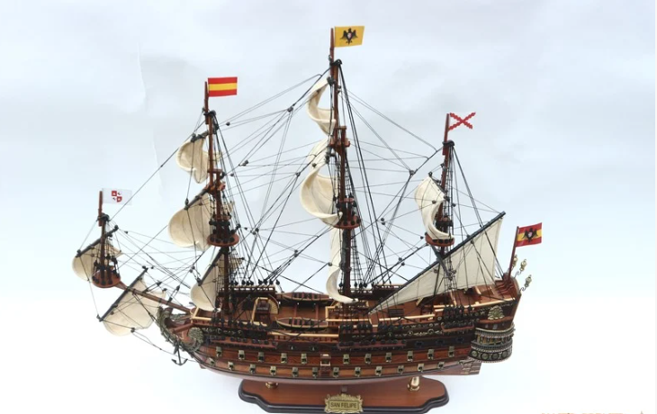 SAN FILIPE historicship model 31" length