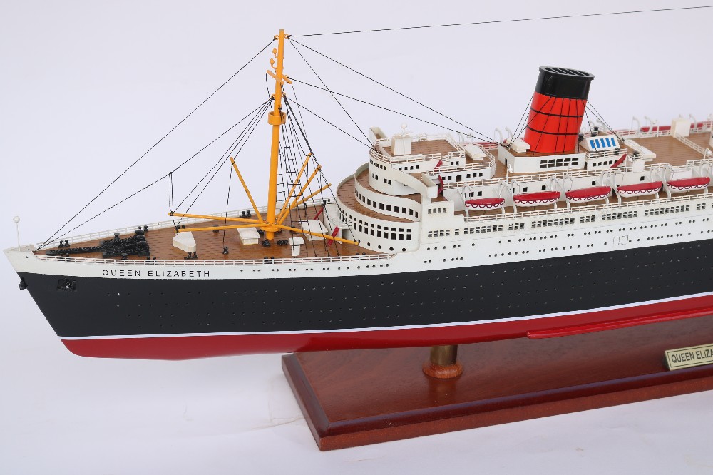 Cruise ship model 34" - Copy - Copy