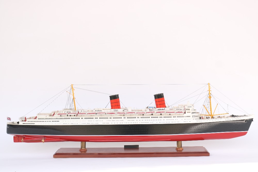 RMS QUEEN ELIZABETH CRUISE SHIP MODEL - 34"