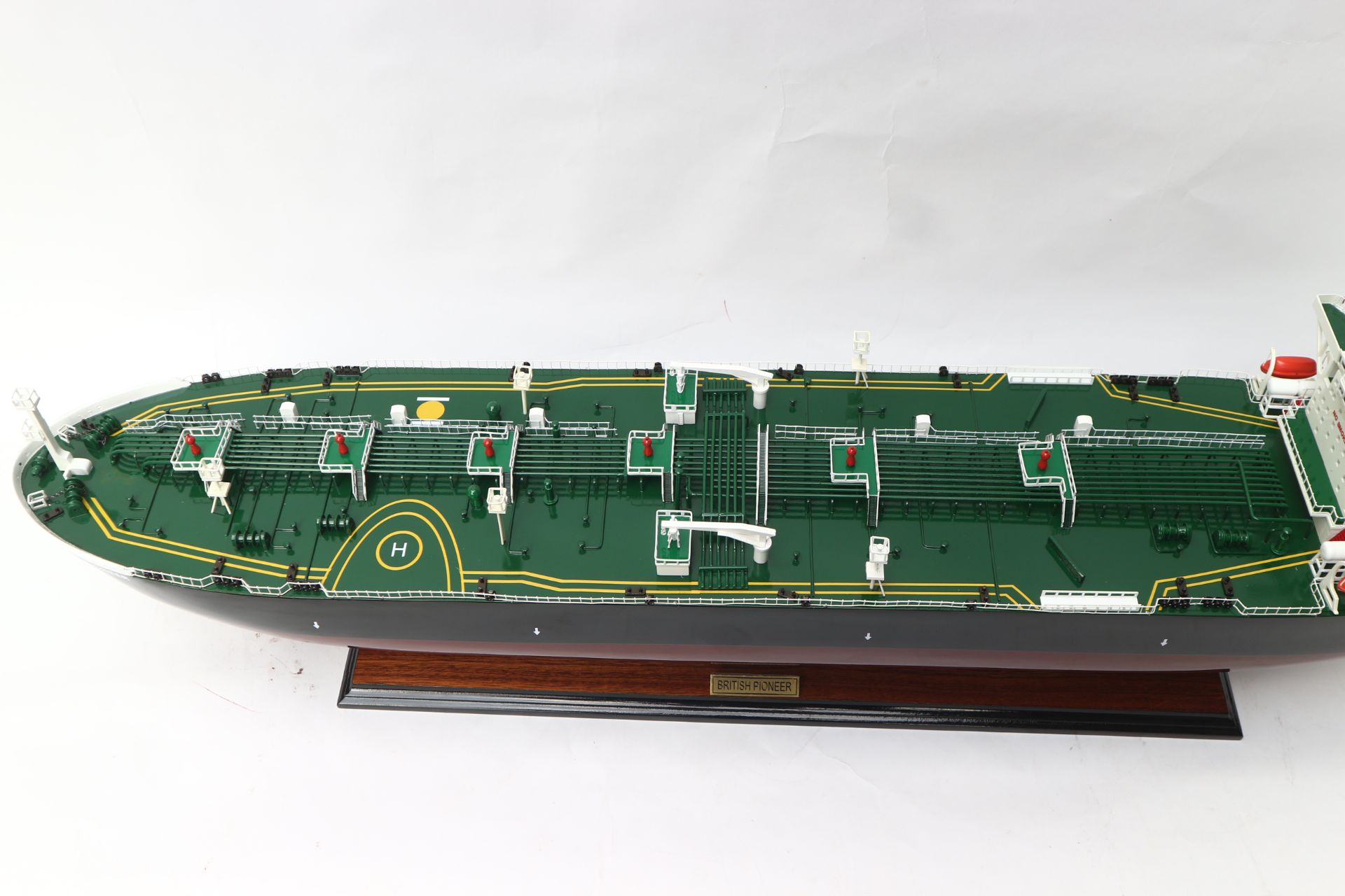 BRITISH PIONEER Crude Oil Tanker ship model - 40"