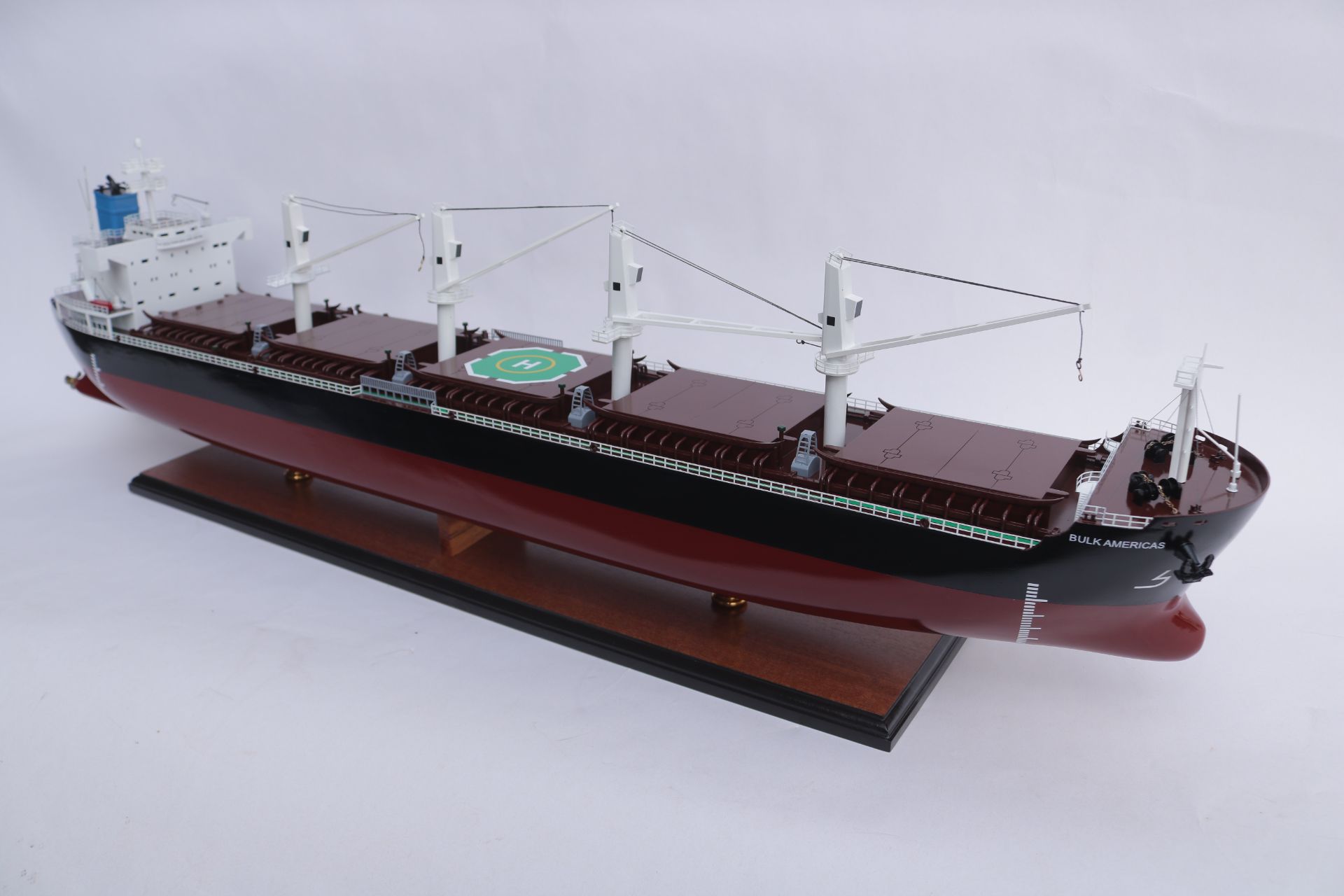 BULK AMERICAS CARGO SHIP MODEL 39.4"