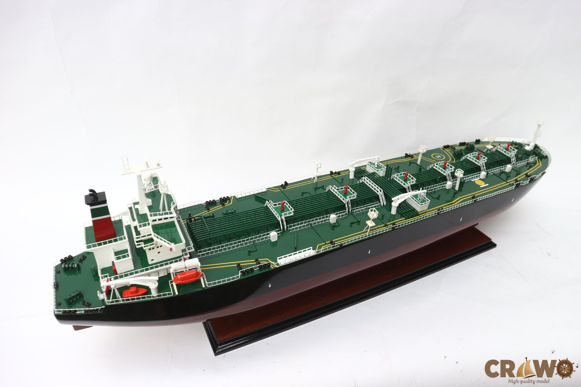 BRITISH PIONEER Crude Oil Tanker ship model - 40"