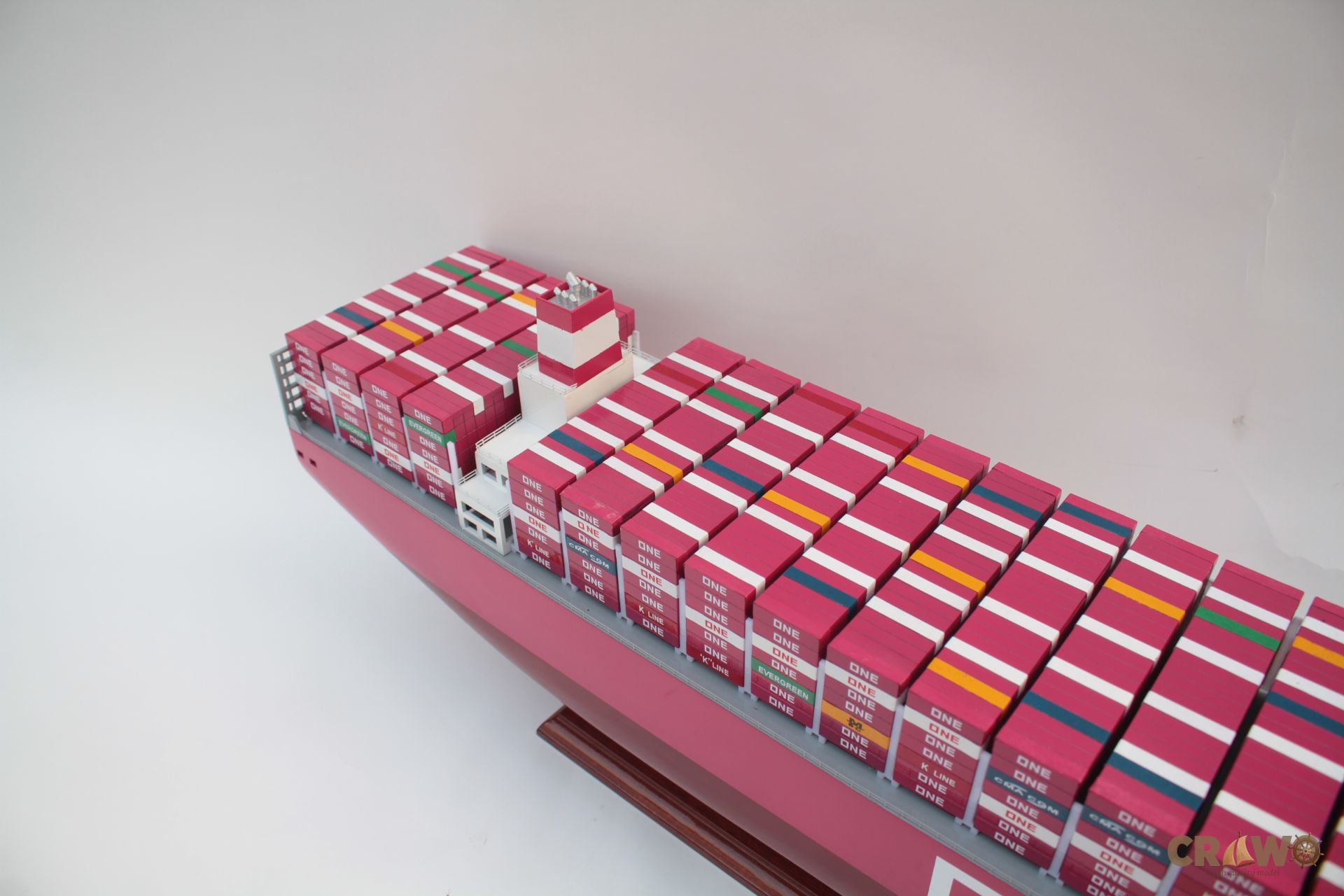 ONE APUS JAPANESE CONTAINER SHIP MODEL 39.8"