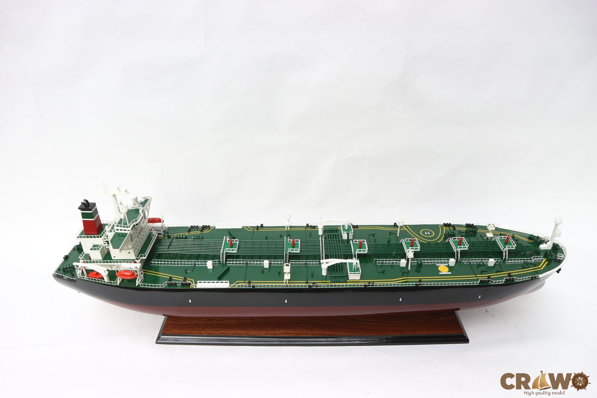 BRITISH PIONEER Crude Oil Tanker ship model - 40"