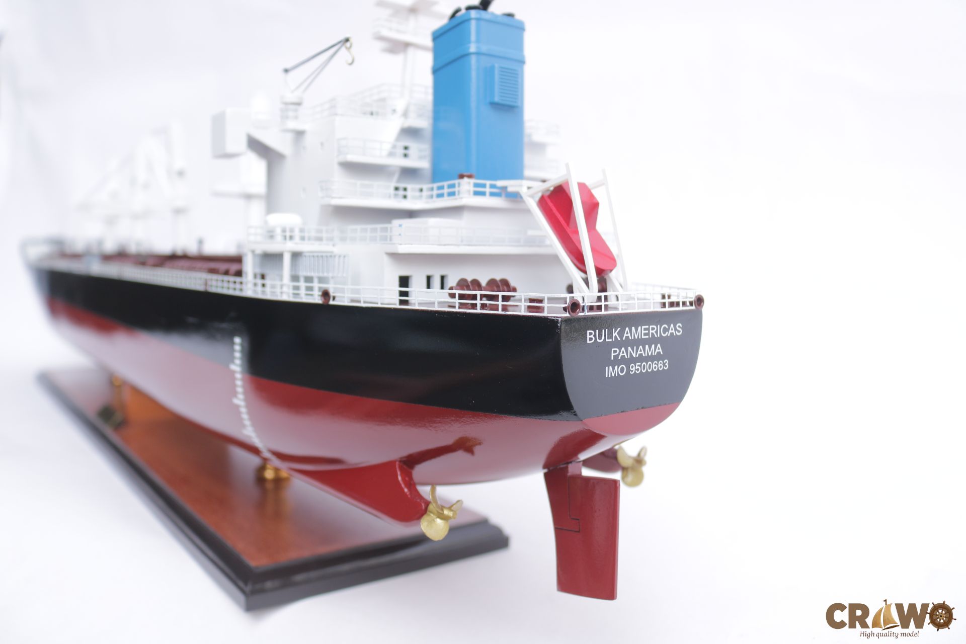 BULK AMERICAS CARGO SHIP MODEL 39.4"