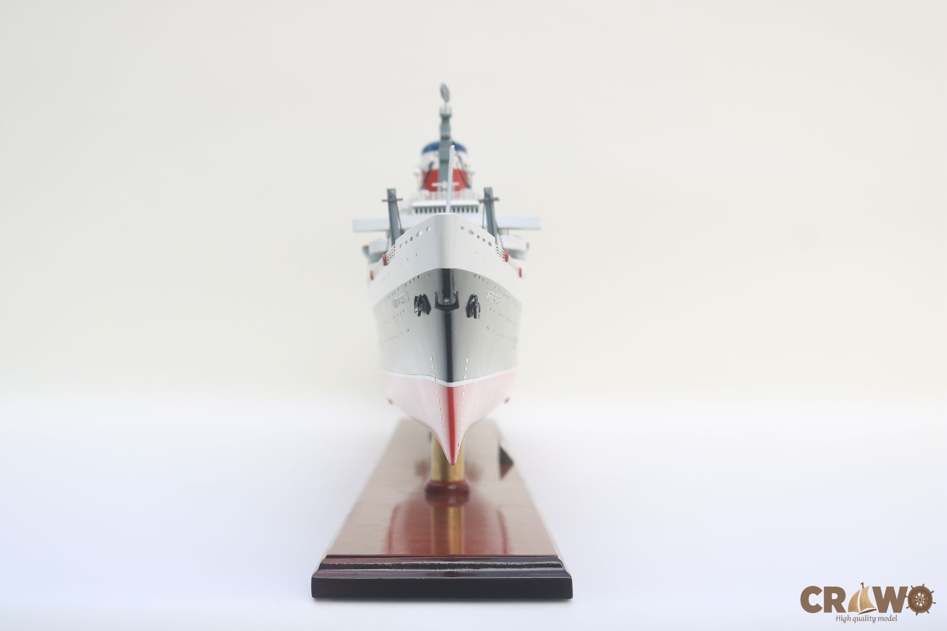 SS UNITED STATE CRUISE SHIP MODEL 35"