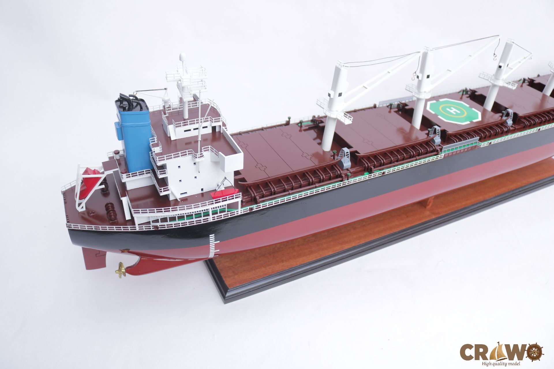 BULK AMERICAS CARGO SHIP MODEL 39.4"