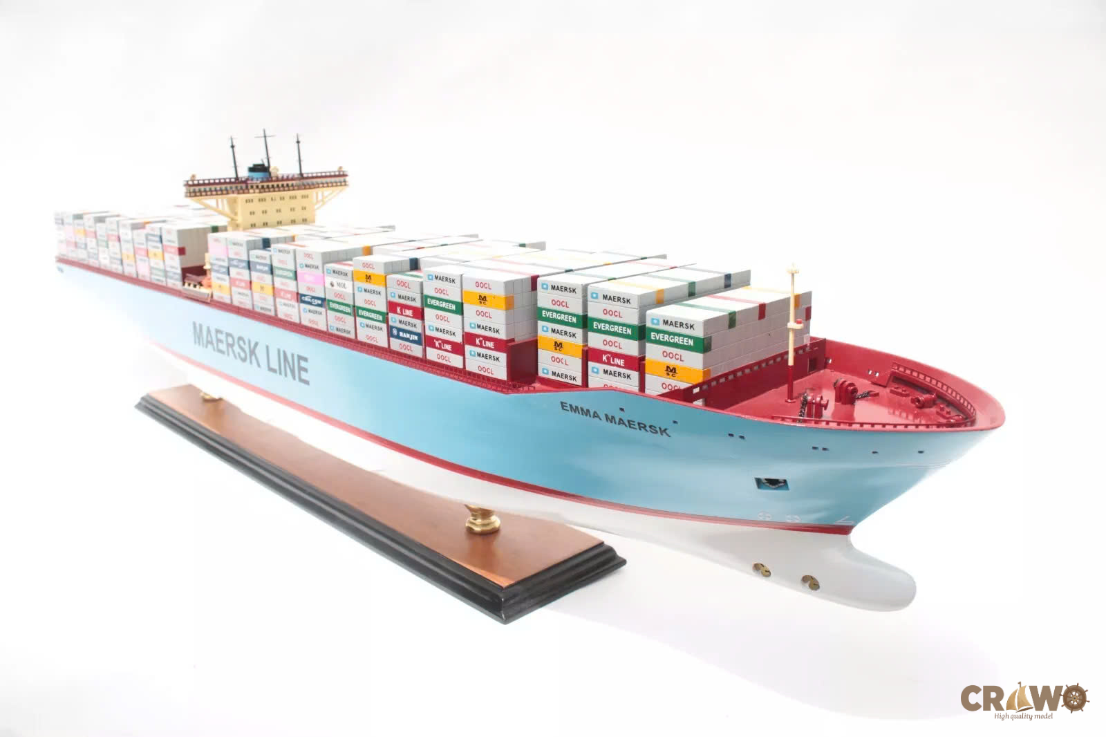 EMMA MAERSK CONTAINER SHIP MODEL 35"