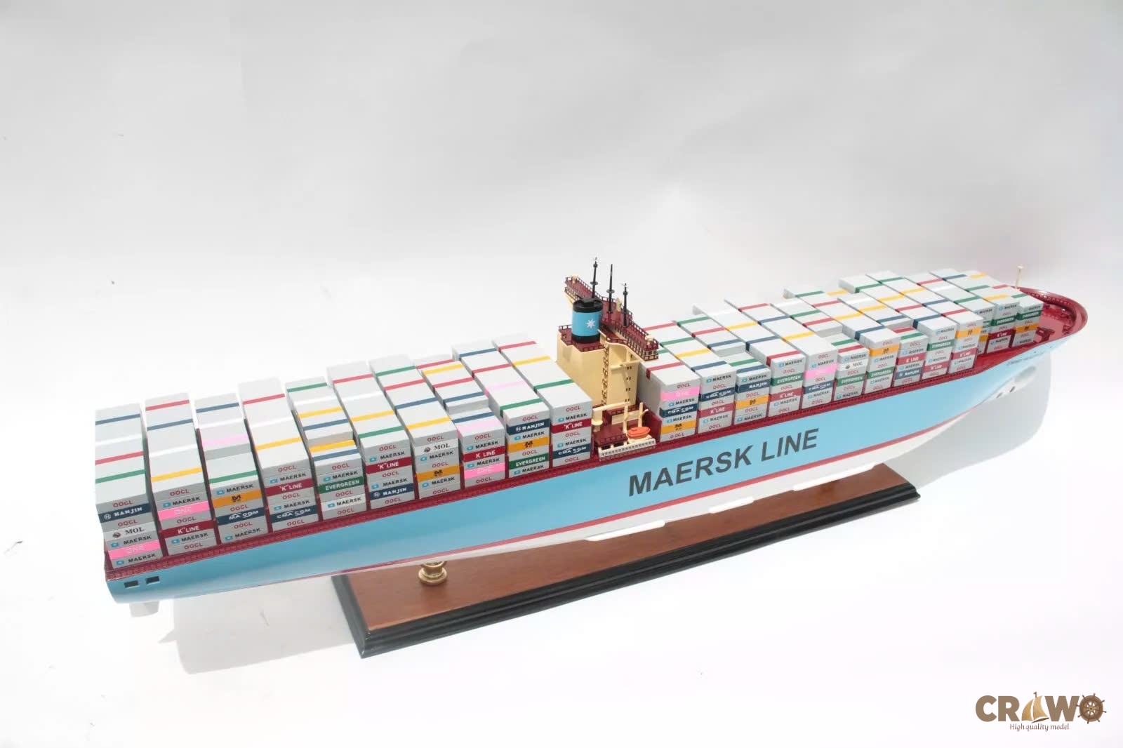 EMMA MAERSK CONTAINER SHIP MODEL 35"