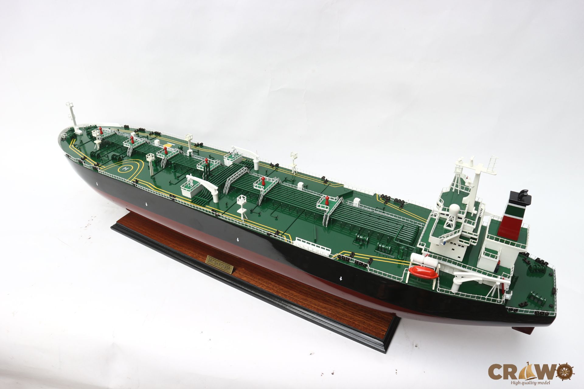 BRITISH PIONEER Crude Oil Tanker ship model - 40"